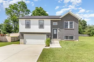 109 Summerfield Dr, Dry Ridge, KY 41035 - Photo 1