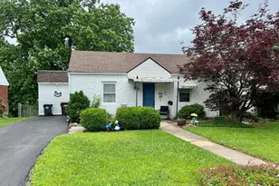 62 Sanders Dr, Florence, KY 41042 - Photo 1