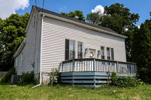 408 Florence Ct, Elsmere, KY 41018 - Photo 1