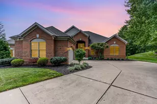 962 Riva Rdg Ln, Union, KY 41091 - Photo 1