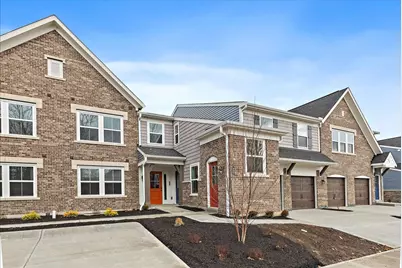 558 Foxhill Drive #12-103, Crescent Springs, KY 41017 - Photo 1