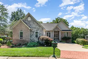 812 Keeneland Green Dr, Union, KY 41091 - Photo 1