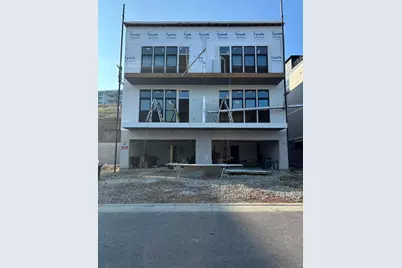 108 W 13th Street, Newport, KY 41071 - Photo 1