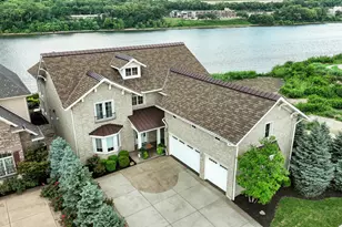 525 Manhattan Blvd, Dayton, KY 41074 - Photo 1