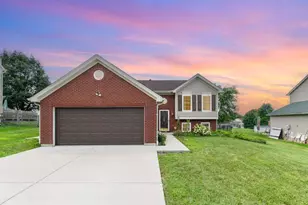 2664 Ridgecrest Dr, Florence, KY 41042 - Photo 1