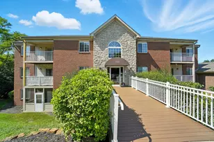 701 Napa Valley Ln, Crestview Hills, KY 41017 - Photo 1