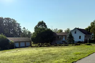 8986 Evergreen Dr, Florence, KY 41042 - Photo 1