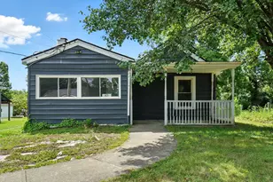 42 Eastern Ave, Elsmere, KY 41018 - Photo 1