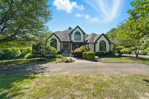 1977 Coachtrail Dr, Hebron, KY 41048 - Photo 1