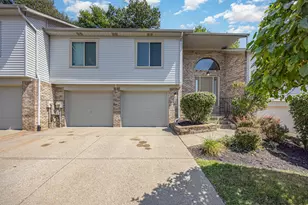 128 Wessex Pl, Fort Thomas, KY 41075 - Photo 1