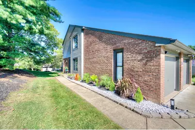 4000 Lakepoint Court, Villa Hills, KY 41017 - Photo 1