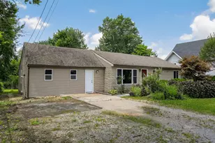 922 Central Row Rd, Elsmere, KY 41018 - Photo 1