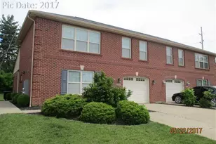 300 Wysteria Village Dr, Florence, KY 41042 - Photo 1