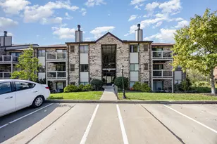 14 Woodland Hills Dr, Southgate, KY 41071 - Photo 1