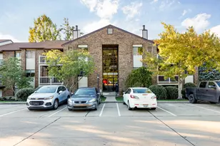 42 Woodland Hills Dr, Southgate, KY 41071 - Photo 1