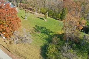 668 Ridgeway Dr, Taylor Mill, KY 41015 - Photo 1
