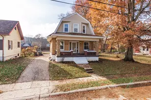104 W 2nd St, Silver Grove, KY 41085 - Photo 1