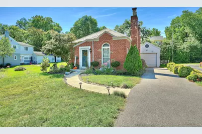 47 Pleasant Ridge Avenue, Fort Mitchell, KY 41011 - Photo 1