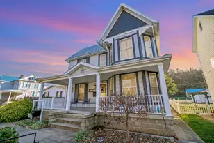 114 E 4th St, Augusta, KY 41002 - Photo 1