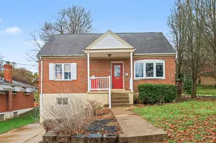 54 Pleasant Dr, Highland Heights, KY 41076 - Photo 1