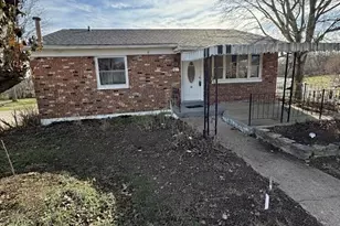 40 Juarez Cir, Covington, KY 41017 - Photo 1