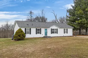 365 Eagle Ridge Dr, Dry Ridge, KY 41035 - Photo 1