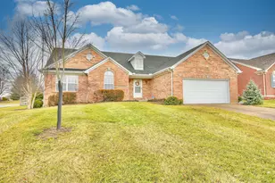 2736 Coachlight Ln, Burlington, KY 41005 - Photo 1