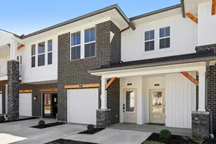 713 Somerset Blvd, Florence, KY 41042 - Photo 1