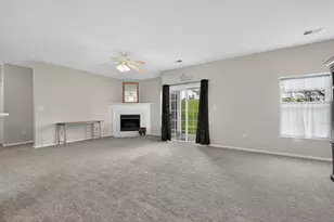 147 Saddlebrook Ln, Florence, KY 41042 - Photo 1