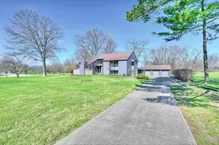 8657 Valleyview Dr, Florence, KY 41042 - Photo 1