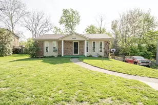 689 Skyline Dr, Florence, KY 41042 - Photo 1