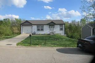 137 Ashley Dr, Dry Ridge, KY 41035 - Photo 1