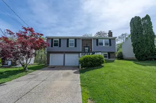 120 Bluffside Dr, Covington, KY 41017 - Photo 1