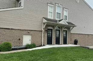 442 Breezewood Ct, Ludlow, KY 41016 - Photo 1