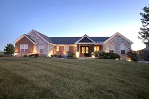 901 Man O War Blvd, Union, KY 41091 - Photo 1