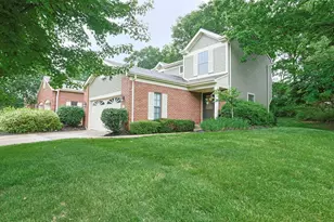 2419 Palmeadow Dr, Crestview Hills, KY 41017 - Photo 1