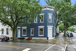 236 W 9th St, Newport, KY 41071 - Photo 1