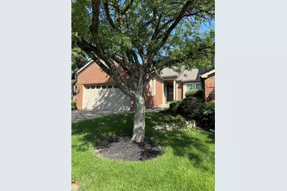 2202 Dominion Drive, Fort Mitchell, KY 41017 - Photo 1