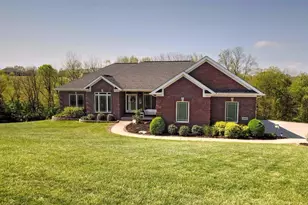 140 Doe Dr, Dry Ridge, KY 41035 - Photo 1