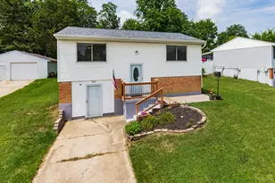245 Belair Cir, Florence, KY 41042 - Photo 1