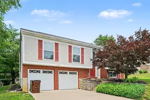 5370 Shadow Hill Ct, Taylor Mill, KY 41015 - Photo 1