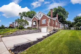 1627 E Henry Clay Ave, Covington, KY 41011 - Photo 1