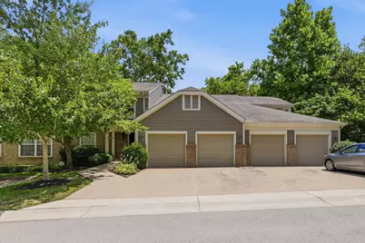 2133 Clareglen Drive #304, Crescent Springs, KY 41017 - Photo 1