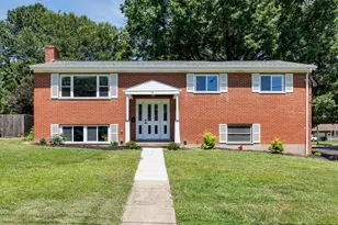 30 Bustetter Dr, Florence, KY 41042 - Photo 1