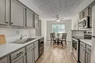 3 Highland Meadows Dr, Highland Heights, KY 41076 - Photo 1