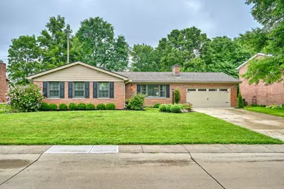 212 Applewood Drive, Lakeside Park, KY 41017 - Photo 1