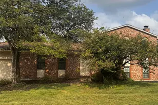 20 Arbor Dr, Highland Heights, KY 41076 - Photo 1