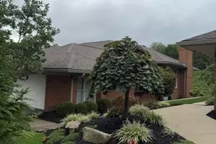 583 Palmer Ct, Crestview Hills, KY 41017 - Photo 1