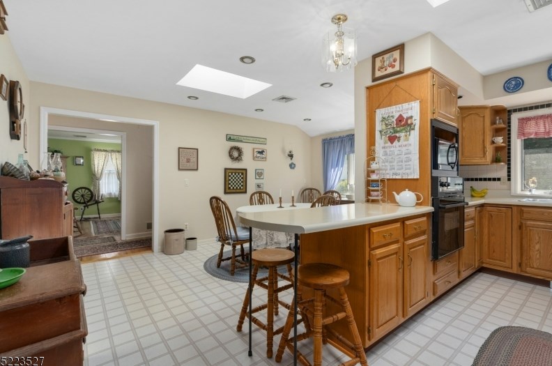 74 Woodside Ave, Fredon NJ 07860-2403 exterior