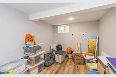 72 Sunset Ave, Newark, NJ 07106 - Photo 10